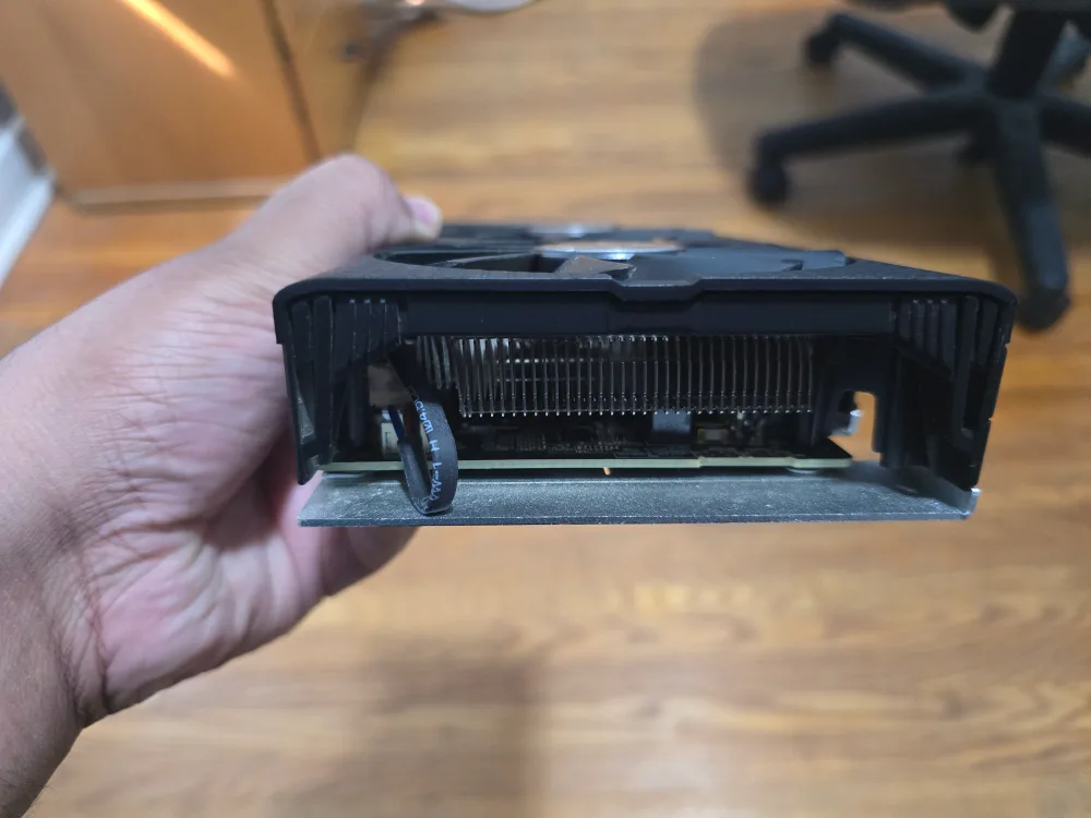 Asus Sapphire Radeon RX570 4GB Graphic Card image indicator(6)