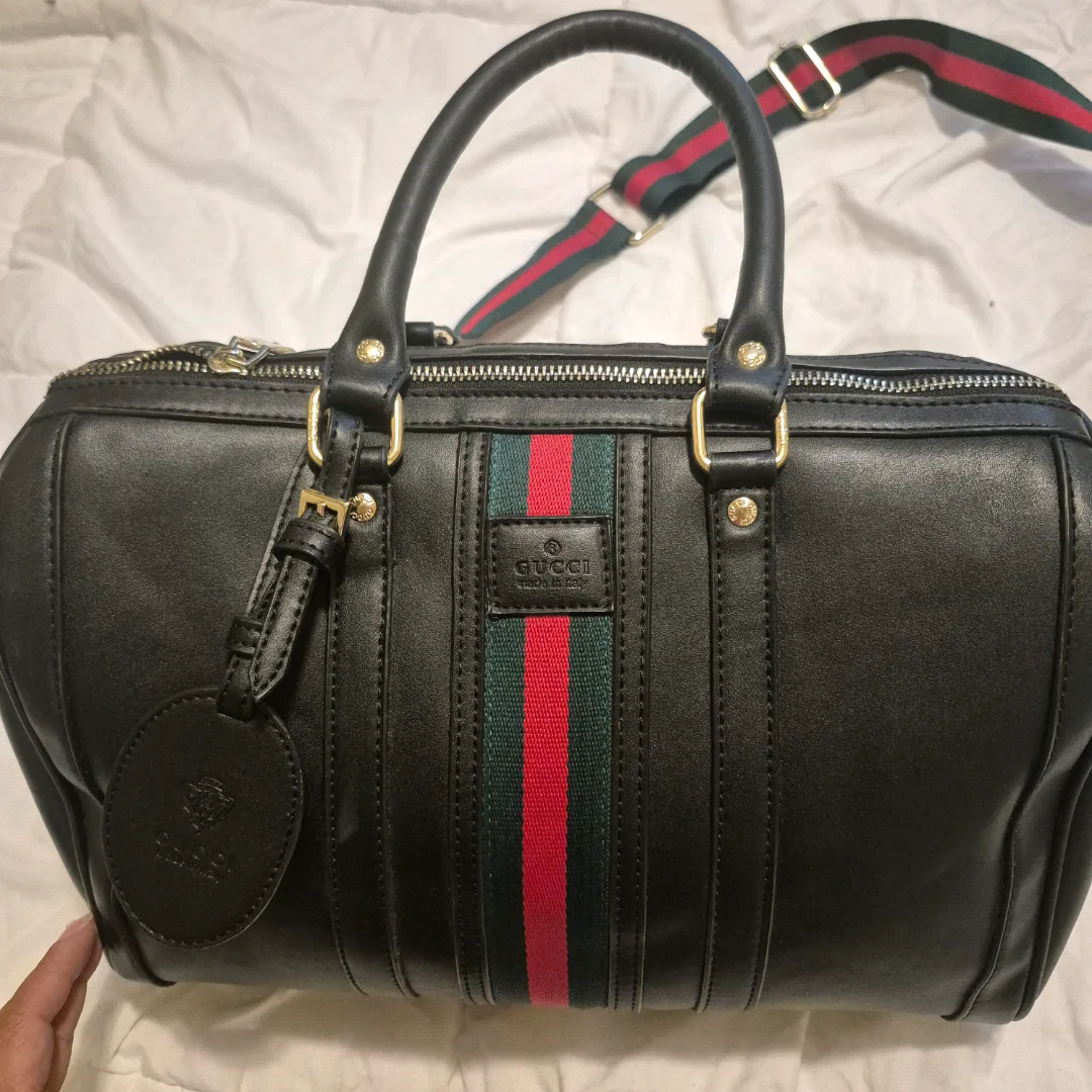 fashion Gucci Black Leather Handbag thumbnail