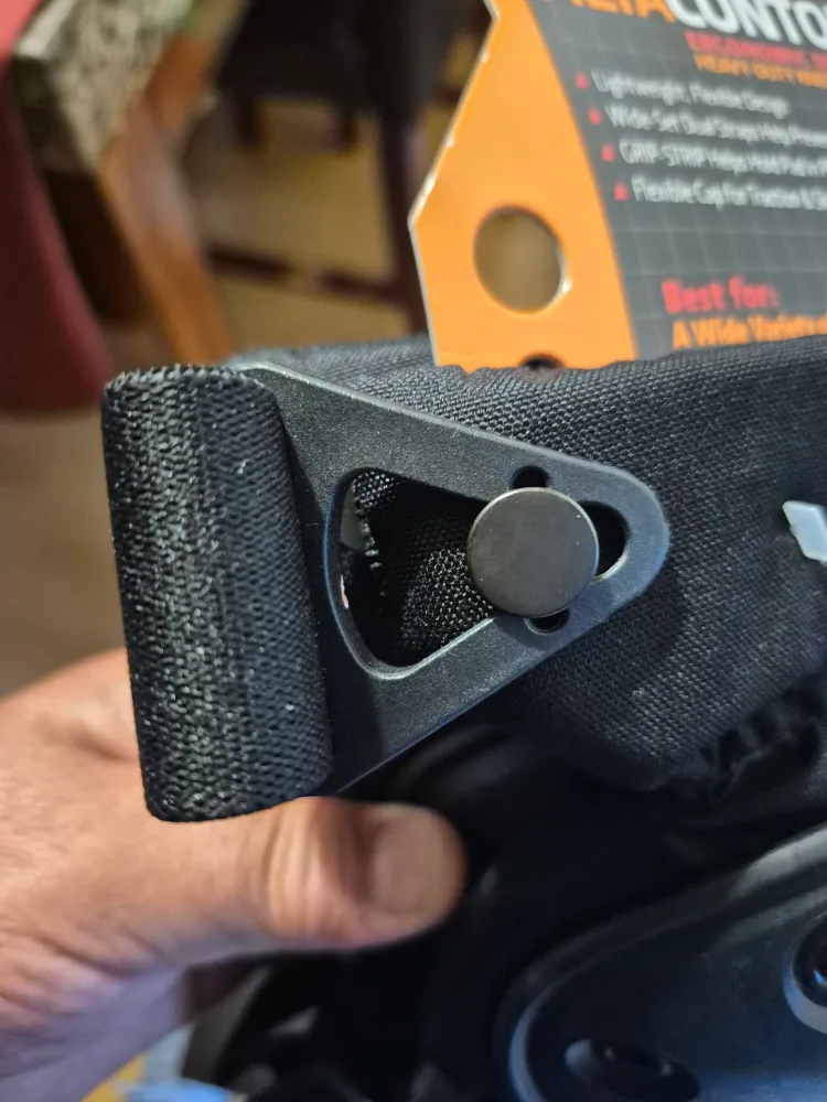 Alta Contour Knee Protectors - New! image indicator(4)