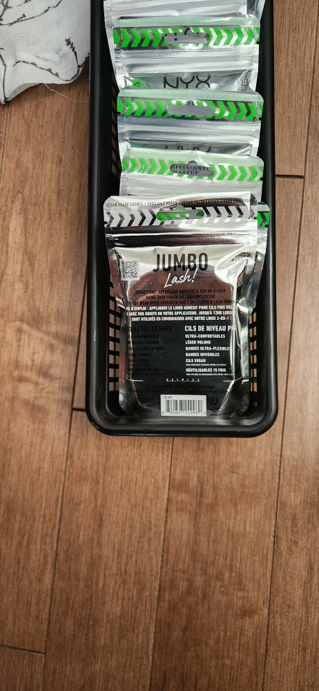 NYX Professional Jumbo Lash Vegan False Lashes - photo 2