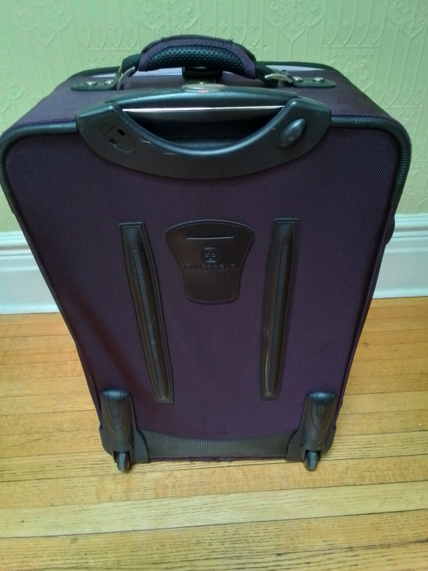 Swiss Gear Rolling Suitcase - photo 2