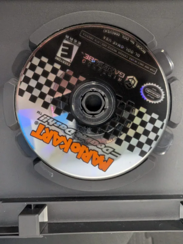 Nintendo GameCube Console, Games & controllers image indicator(2)