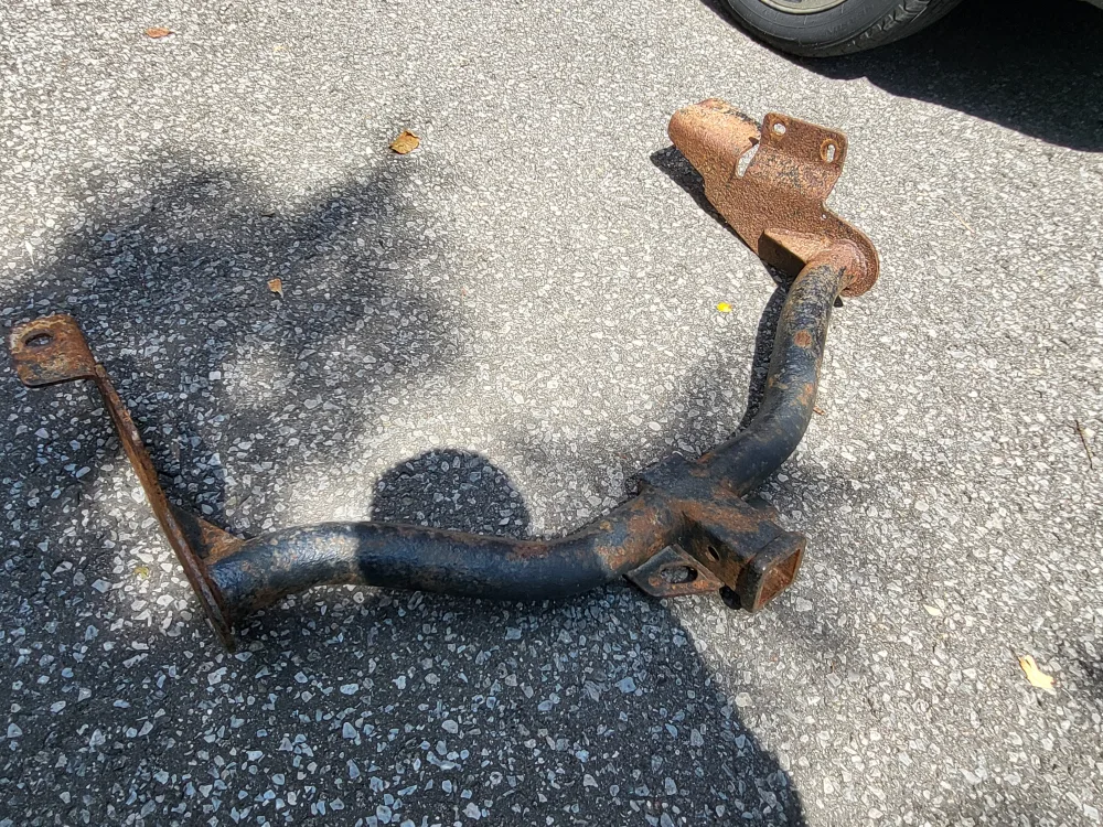 Used Trailer Hitch for Ford Escape thumbnail