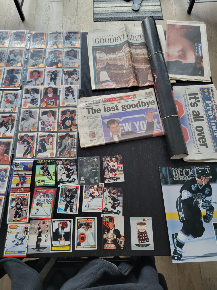 Wayne Gretzky Upper Deck 1-99  Hockey Cards, poster, etc - photo 2