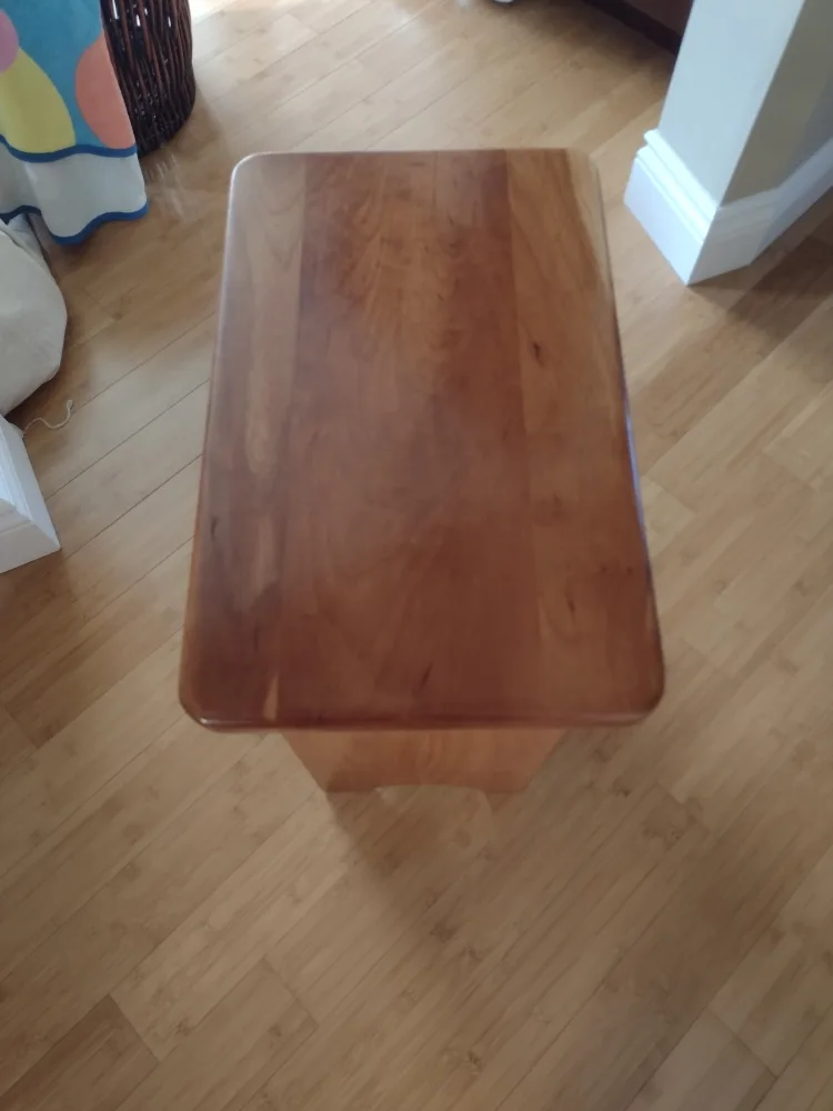 Water Bottle Storage and Side Table image indicator(8)