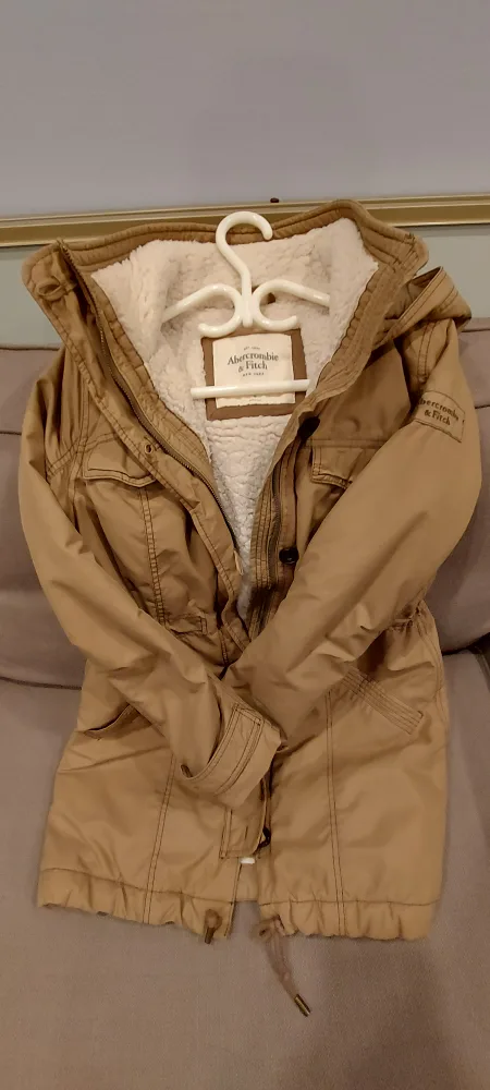 Abercrombie & Fitch Beige Winter Coat - Size M thumbnail