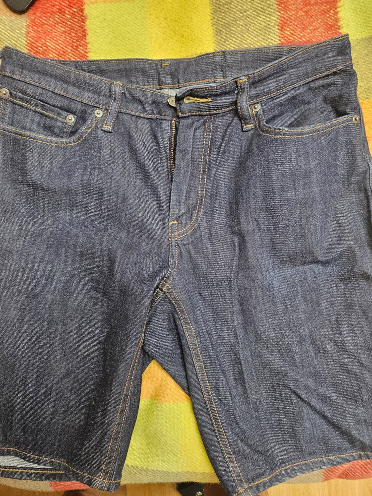 Levi's 541 Denim Shorts, Size 32 thumbnail