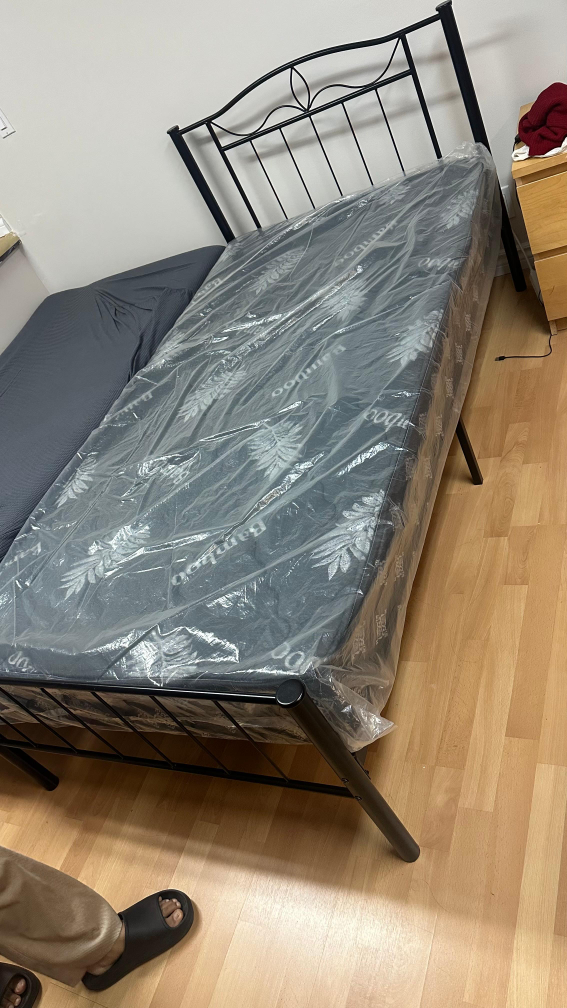 Zinus Black Metal Bed Frame - Twin Size