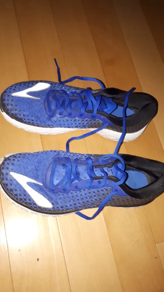 Brooks Running Shoes - Blue, US Size 8 image indicator(2)