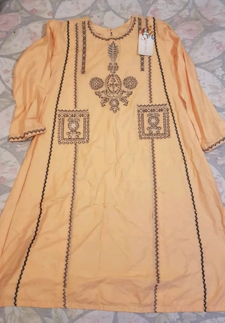 Peach Embroidered Salwar Kameez - New with Tags - photo 5