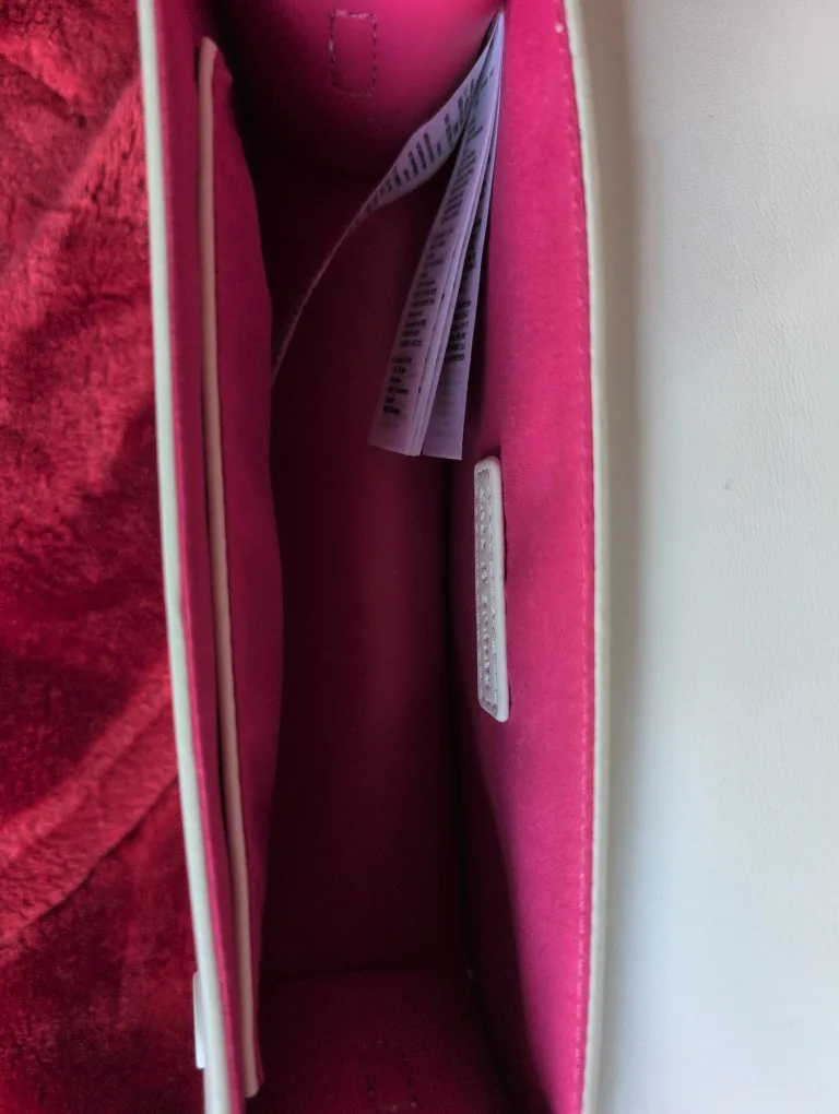 RW&CO White Mini Top Handle Bag. 🇨🇦 image indicator(3)