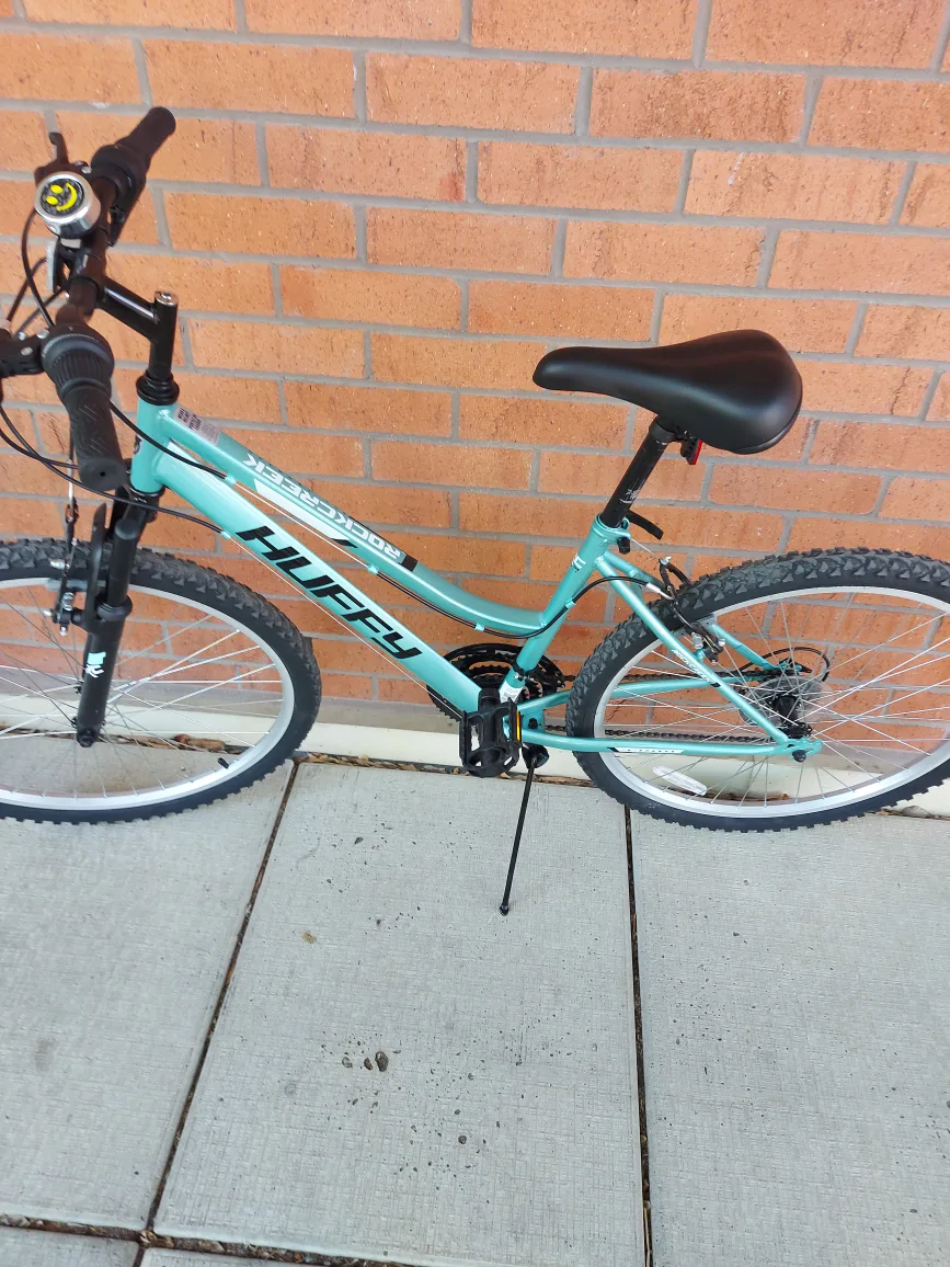Huffy Rock Creek Women's Mountain Bike thumbnail