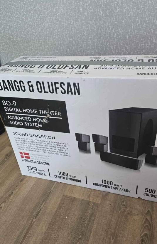 Bang & Olufsen BO-9 Digital Home Theatre System - photo 2