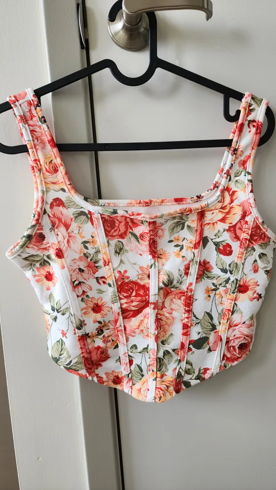 URGENT *Moving Sale* Shein Floral Corset Top - Size XS thumbnail