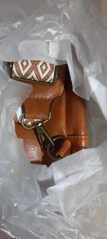 MEEQUE Leather Sling Bag Crossbody Backpack - Brown 🇨🇦 image indicator(4)