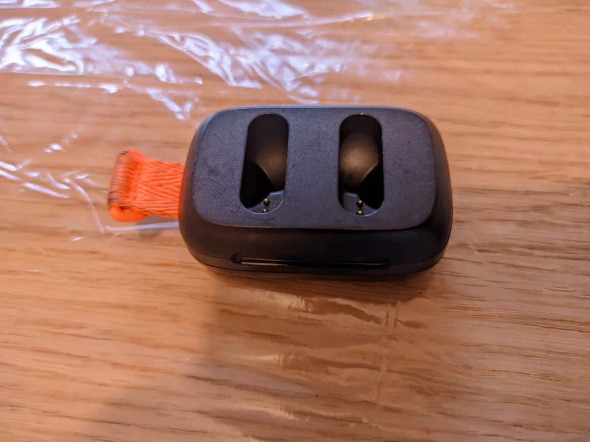 Free! Skullcandy Dime 3 Charging Case image indicator(2)