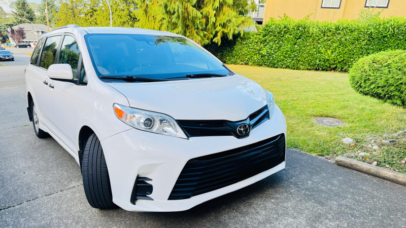 Toyota sienna 2018 - photo 3