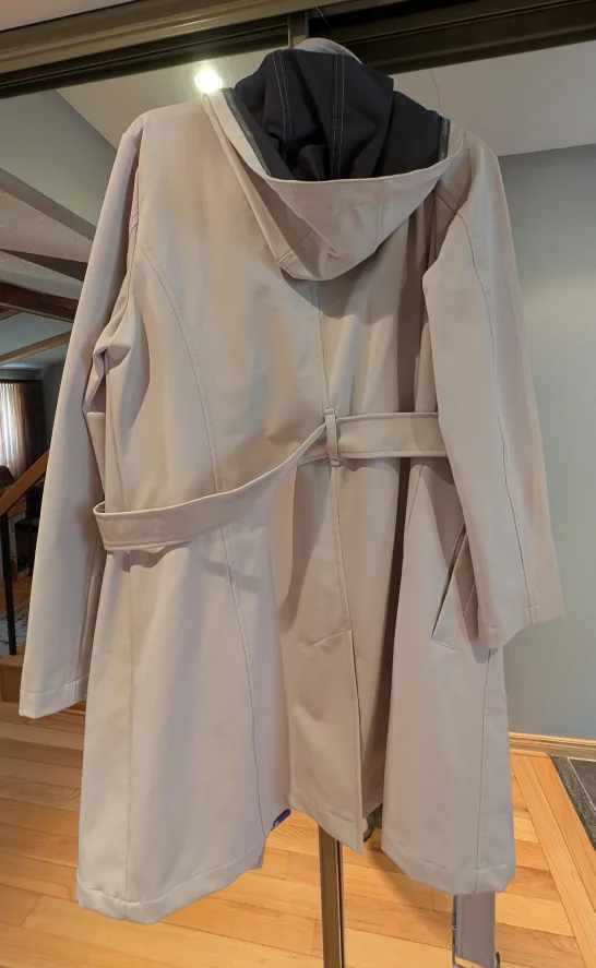 Calvin Klein Belted Rain Coat - Size L/G image indicator(3)