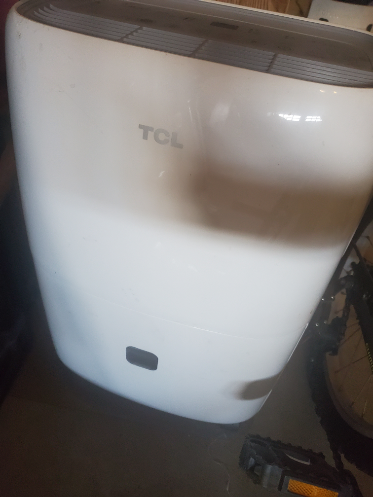TCL Dehumidifier - Great Condition! - photo 3