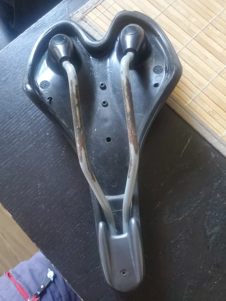 free  bicycle seat (no post) image indicator(2)