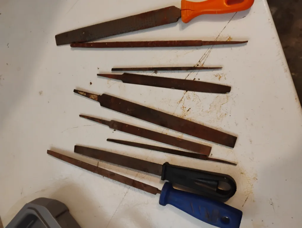Set of Used Metal Files thumbnail