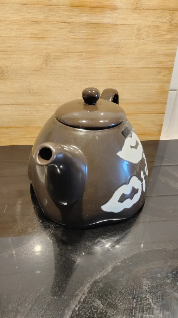 Porcelain Teapot – Designer Homewares by Taness🇨🇦🧡 image indicator(2)