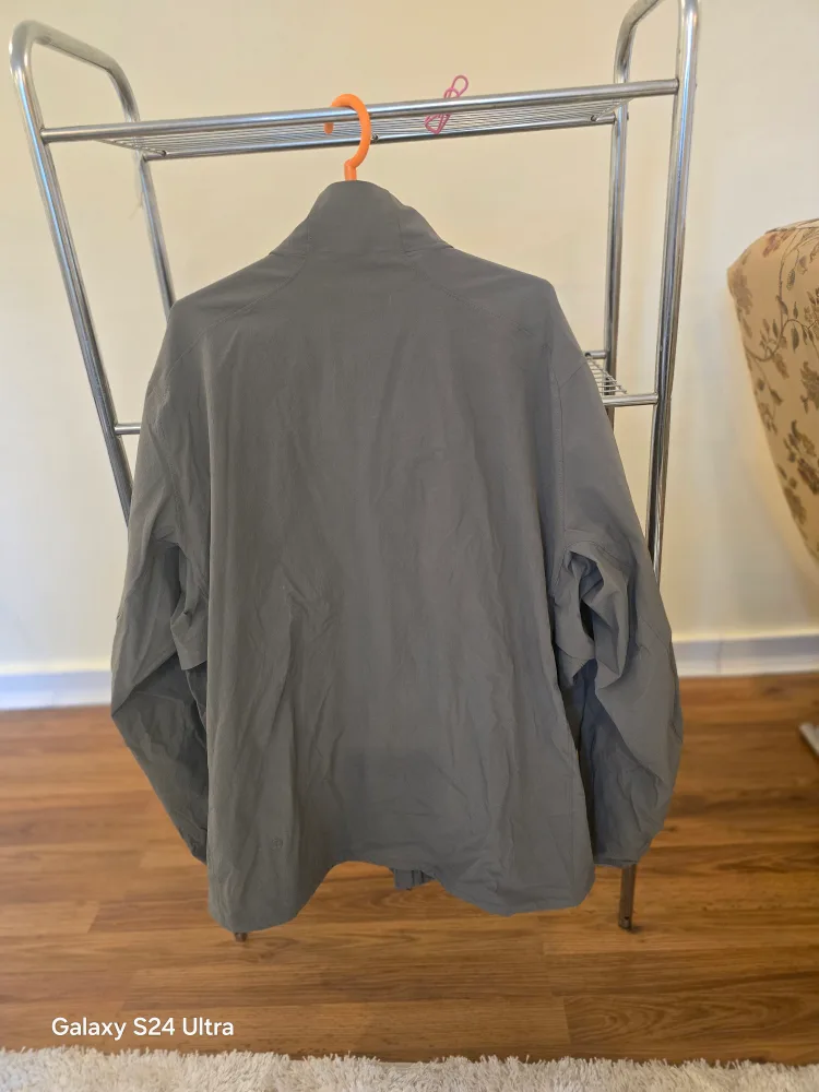Lululemon Men's Jacket, Size Unknown image indicator(2)