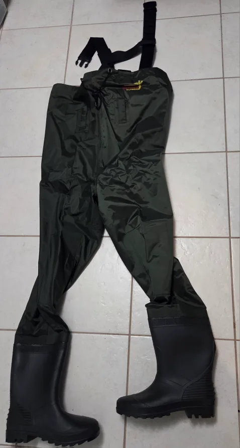 Bushlite Chest Wader Size 9 image indicator(2)