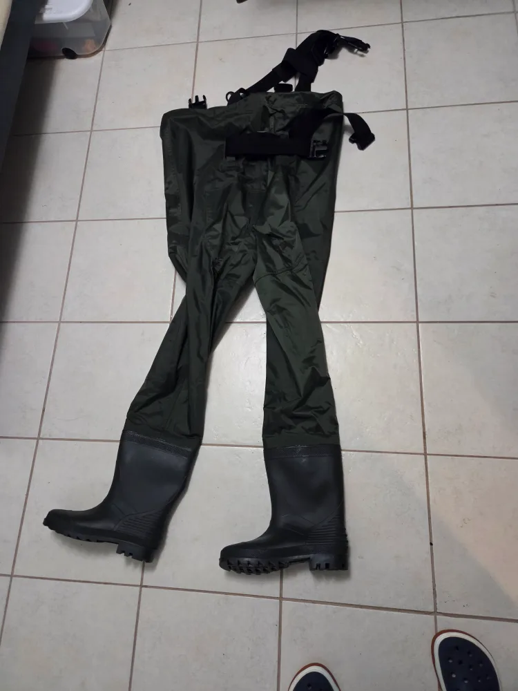 Bushlite Chest Wader Size 9 image indicator(3)