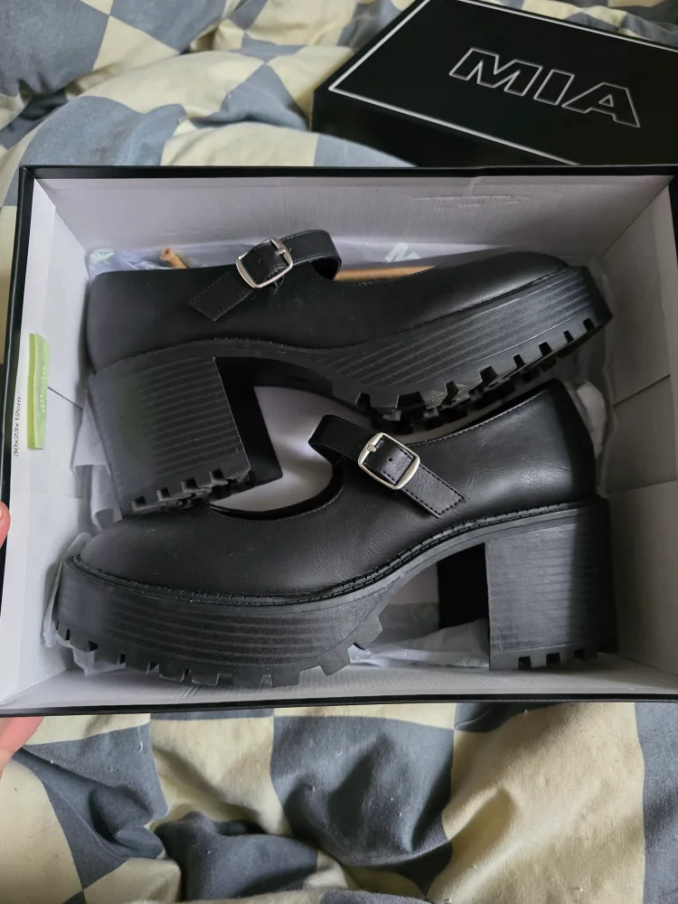 MIA Black Mary Jane Platform Heels - Size 9 thumbnail