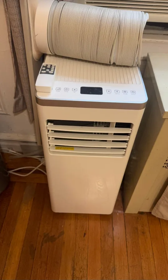 (Free Delivery) ZAFRO Portable Air Conditioner 8,000 BTU thumbnail