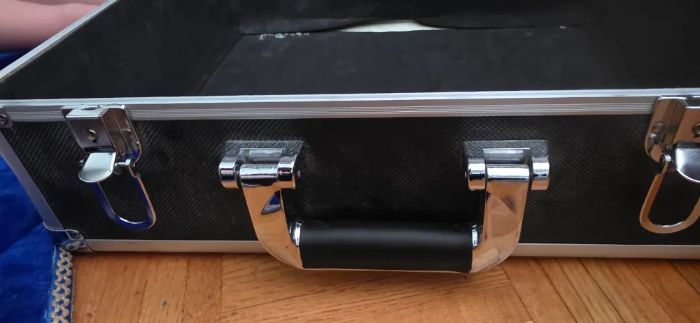 Aluminum Tool Case image indicator(5)