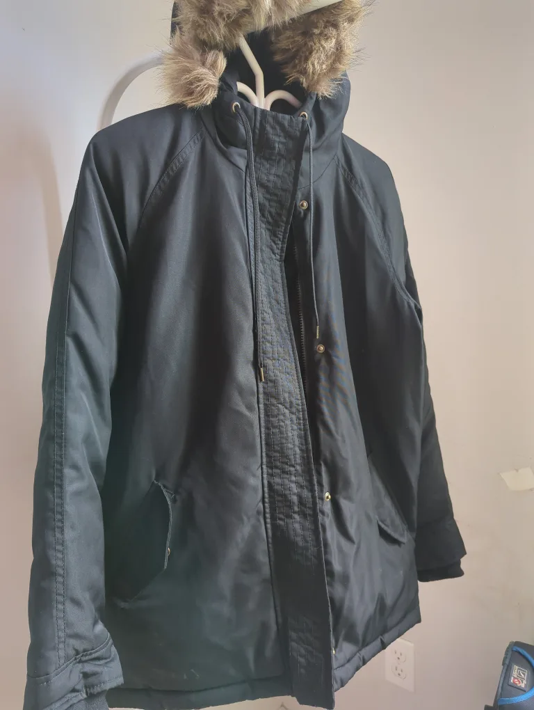 Old Navy Black Winter Coat with Faux Fur Hood thumbnail