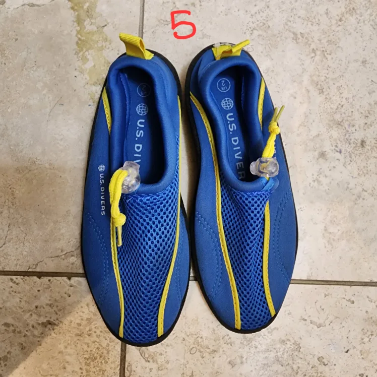 Kids Water Shoes: Size 2 - 5 thumbnail