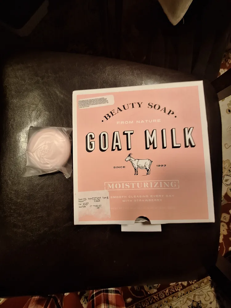 Goat Milk Beauty Soap - Strawberry Scented