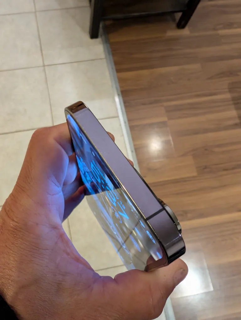 iPhone 14 pro max 256g good condition image indicator(6)