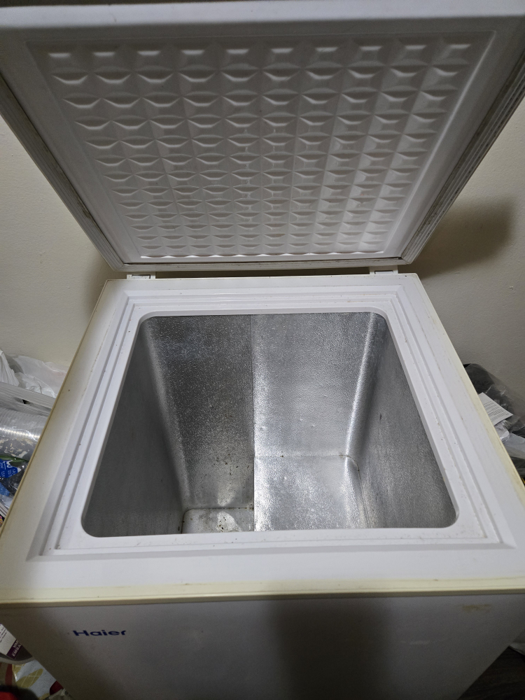 Haier Chest Freezer - photo 3