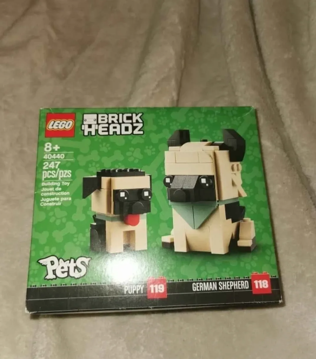 LEGO BrickHeadz Pets Puppy 119 & German Shepherd 118 thumbnail
