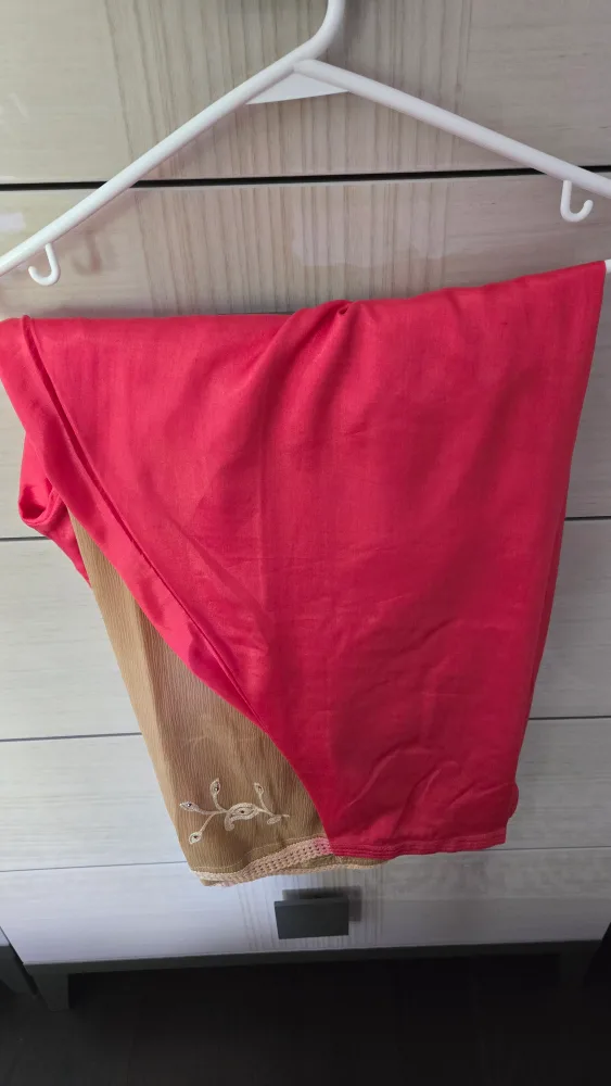 Beige & Pink Salwar Kameez image indicator(3)