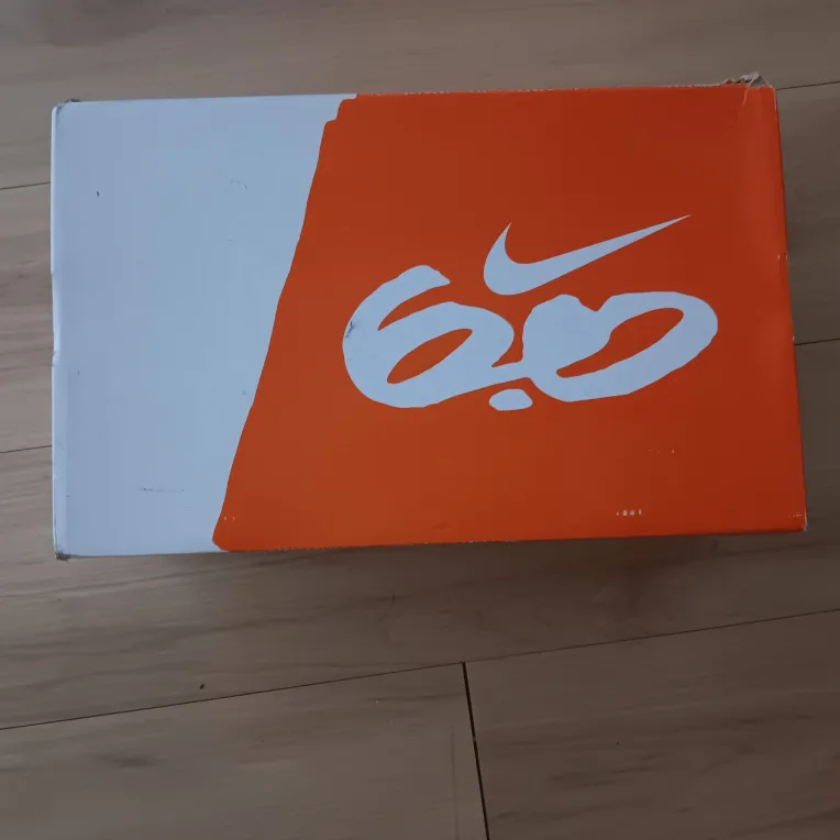 Nike SB Dunk Low Pro Pink Grey US 8.5 thumbnail
