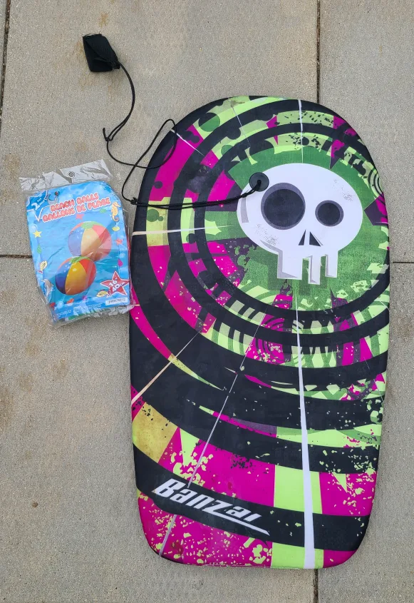 Banzai Body Board + Beach Balls thumbnail