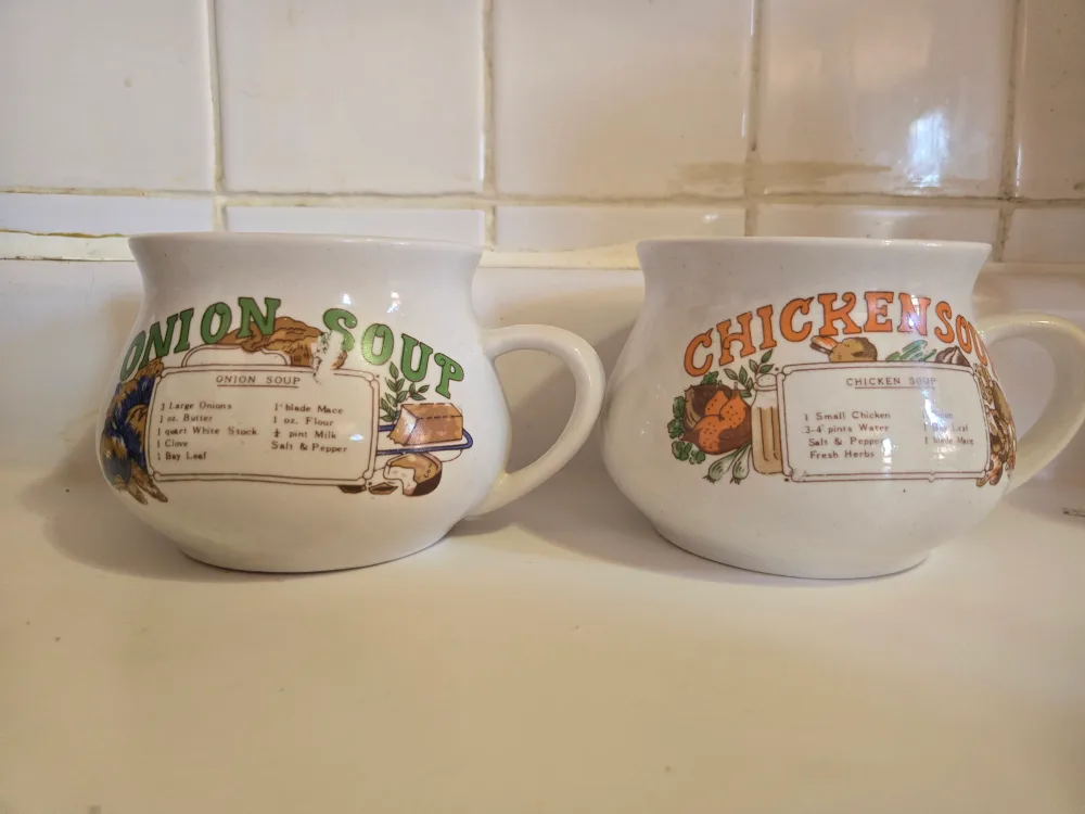 Vintage Soup Recipe Bowls thumbnail