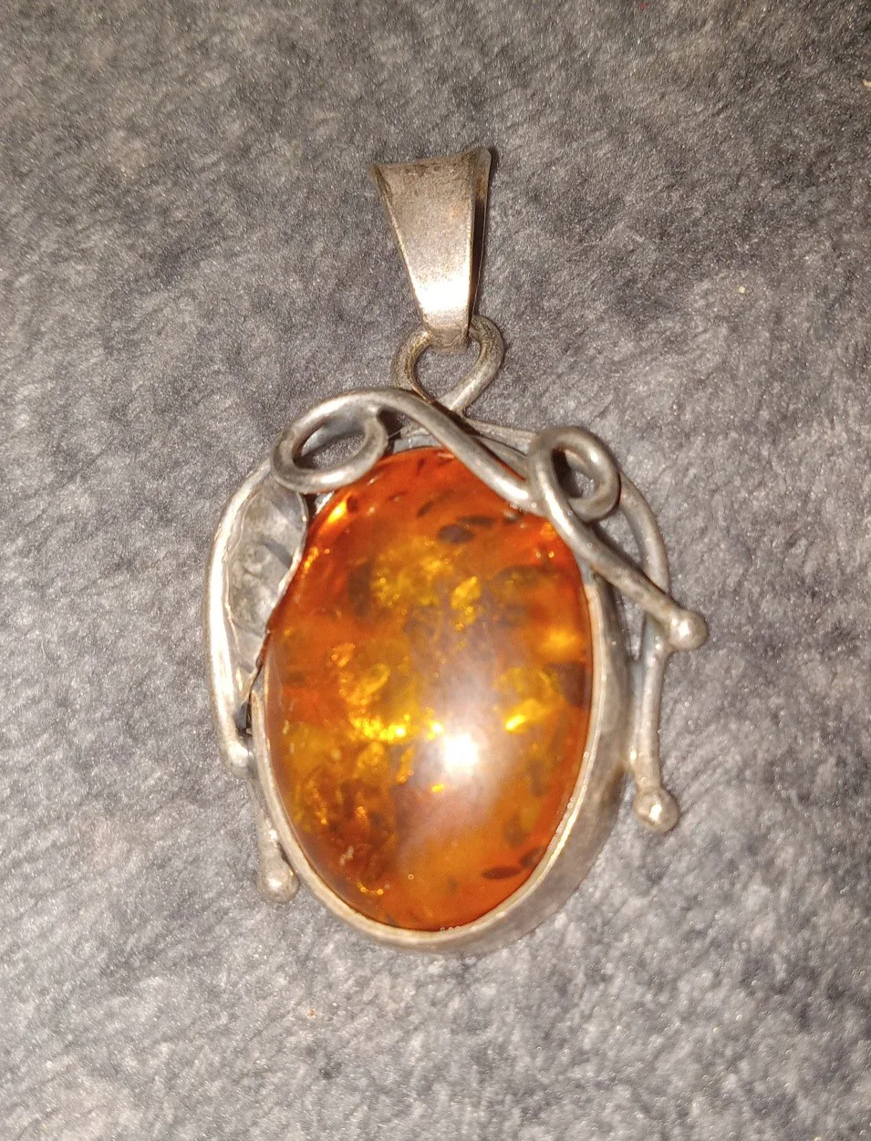 Vintage Amber Sterling Silver Pendant thumbnail