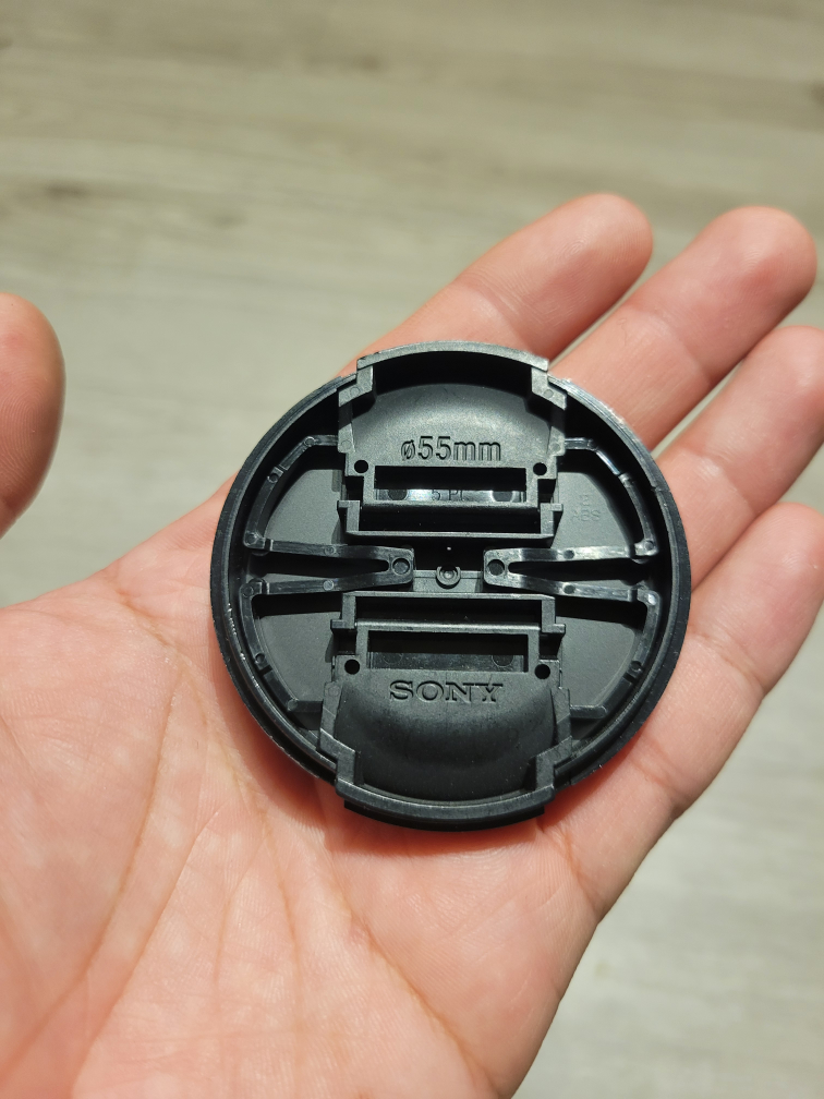 Sony 55mm Camera Lens Cap - photo 2
