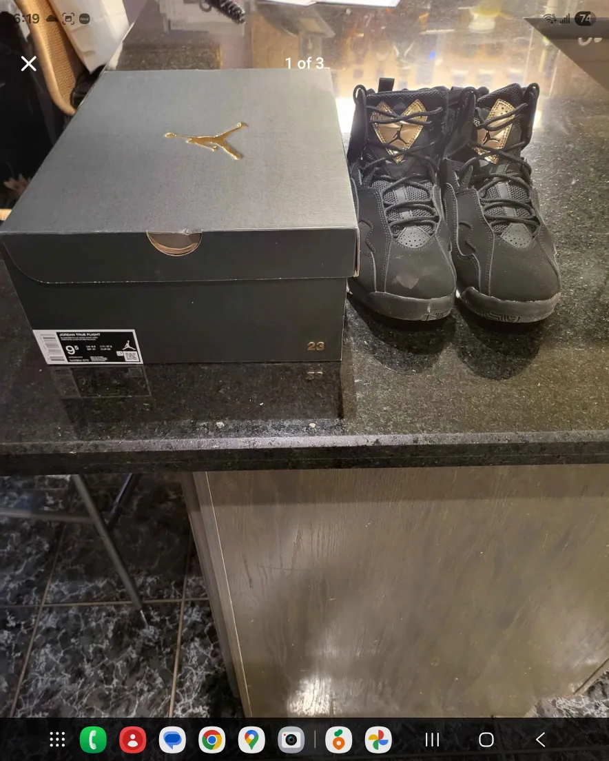 Gold Jordan True flight image indicator(3)