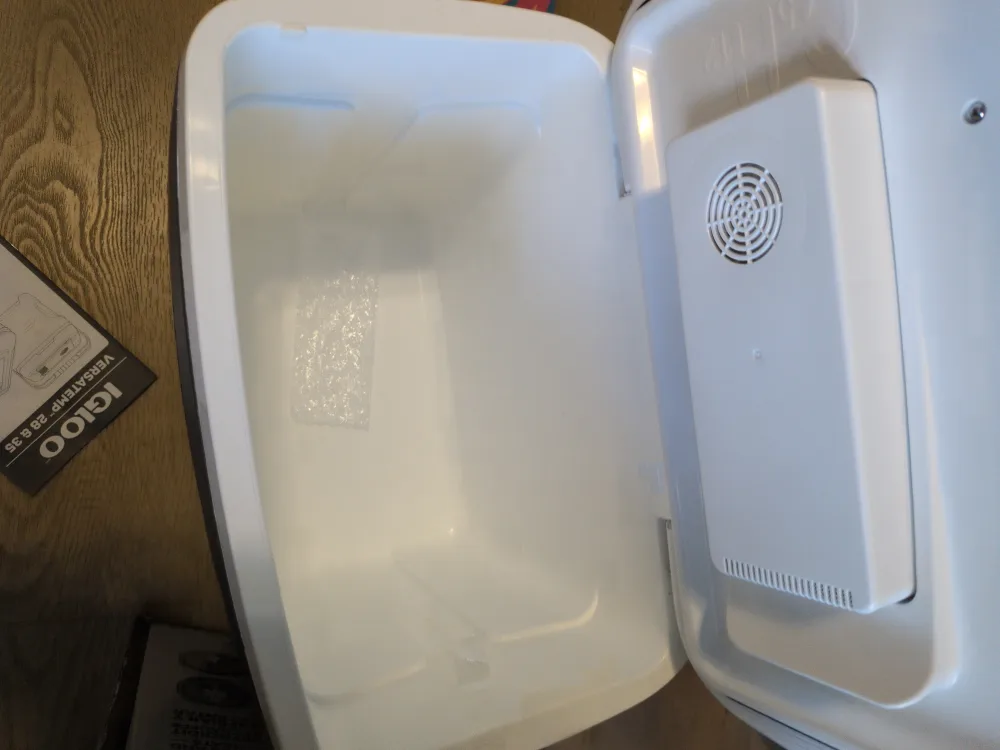 Igloo Versatemp 28 Thermoelectric Travel Cooler image indicator(3)