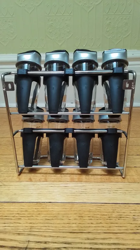 Spice Rack with 8 Jars image indicator(3)