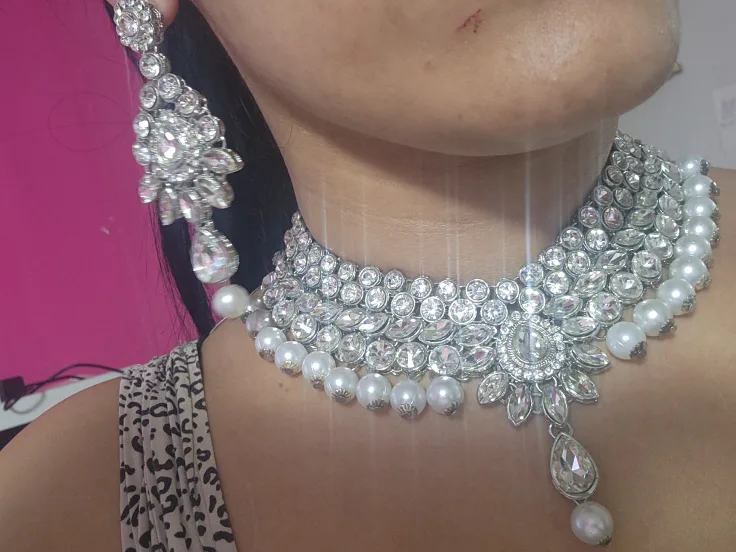 Rhinestone & Pearl Necklace and Earring Set thumbnail