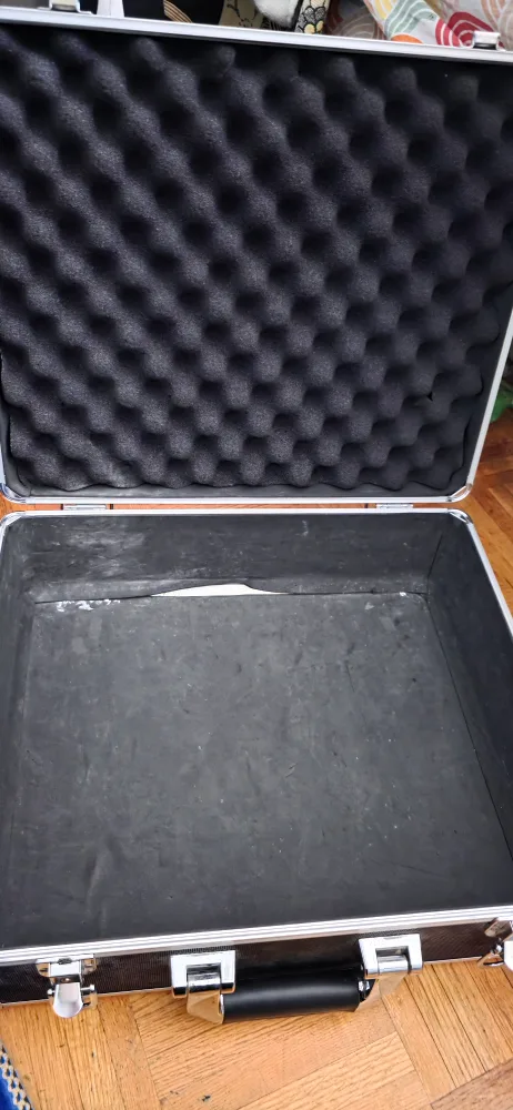 Aluminum Tool Case image indicator(4)