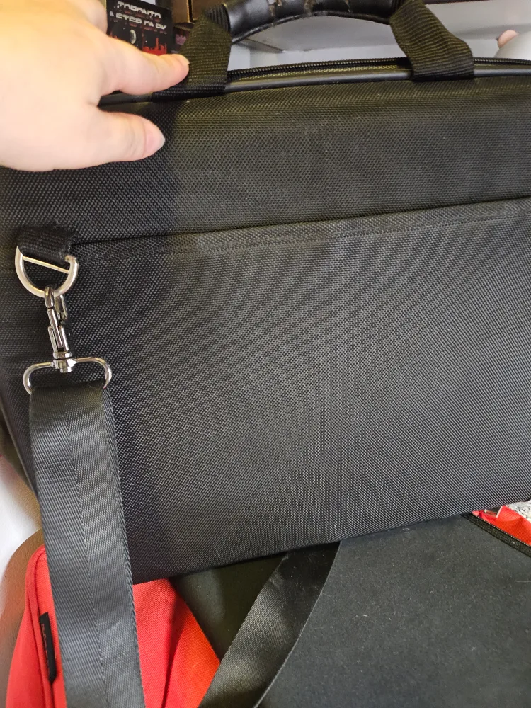 GnarlyFish Laptop Bag Hard Carrying Case, Black 17 inch image indicator(7)